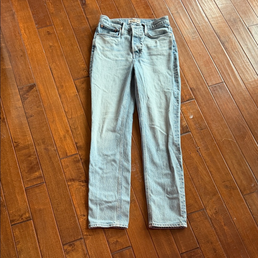 Rivet & Thread sz 26 Classic high waisted Light Blue Women’s Jeans